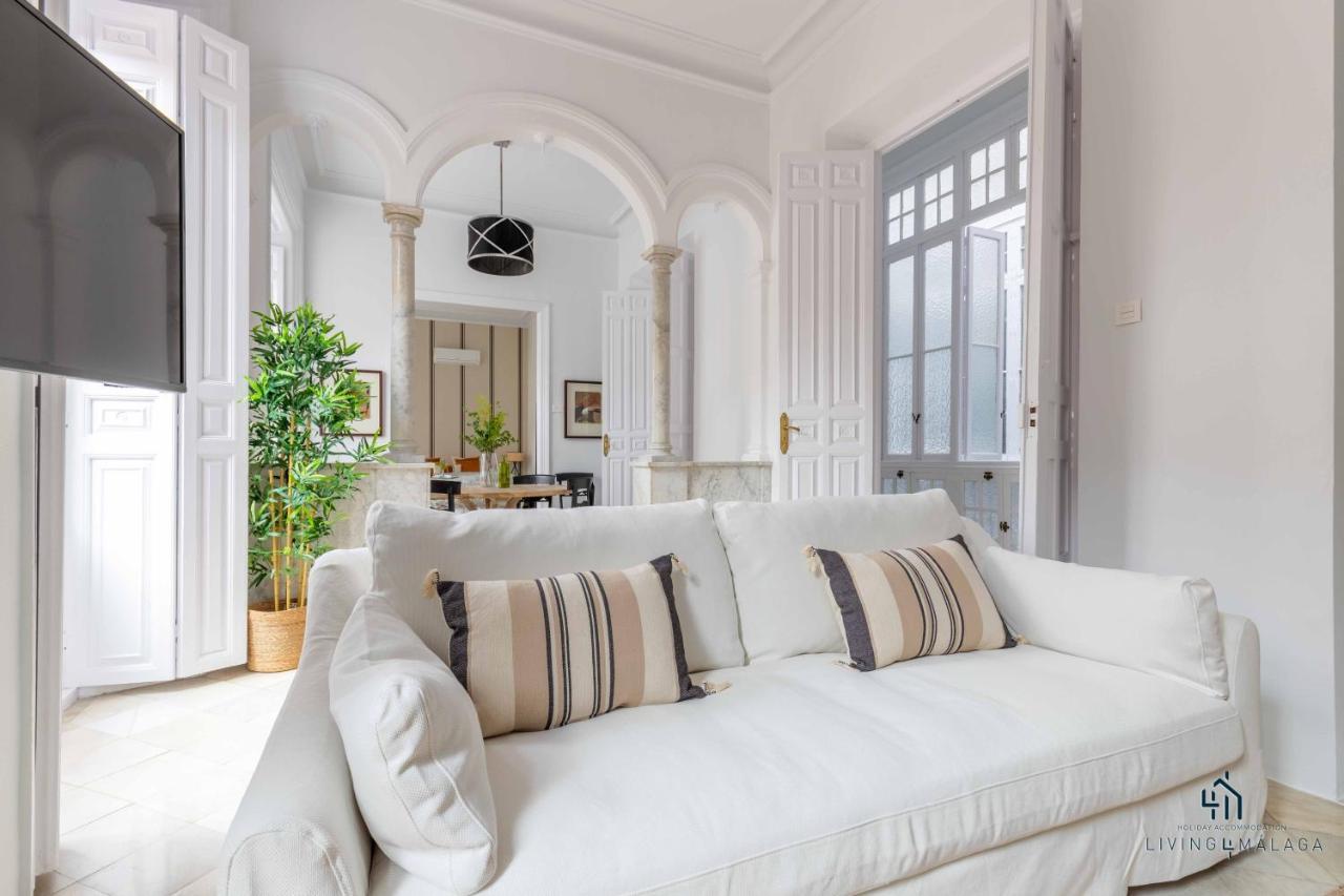 Апартаменты Living4Malaga Stylish Monroy Экстерьер фото